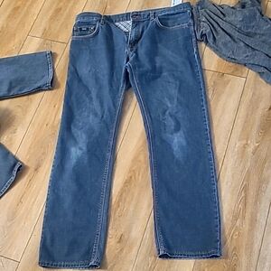 Boss jeans with a tshirt